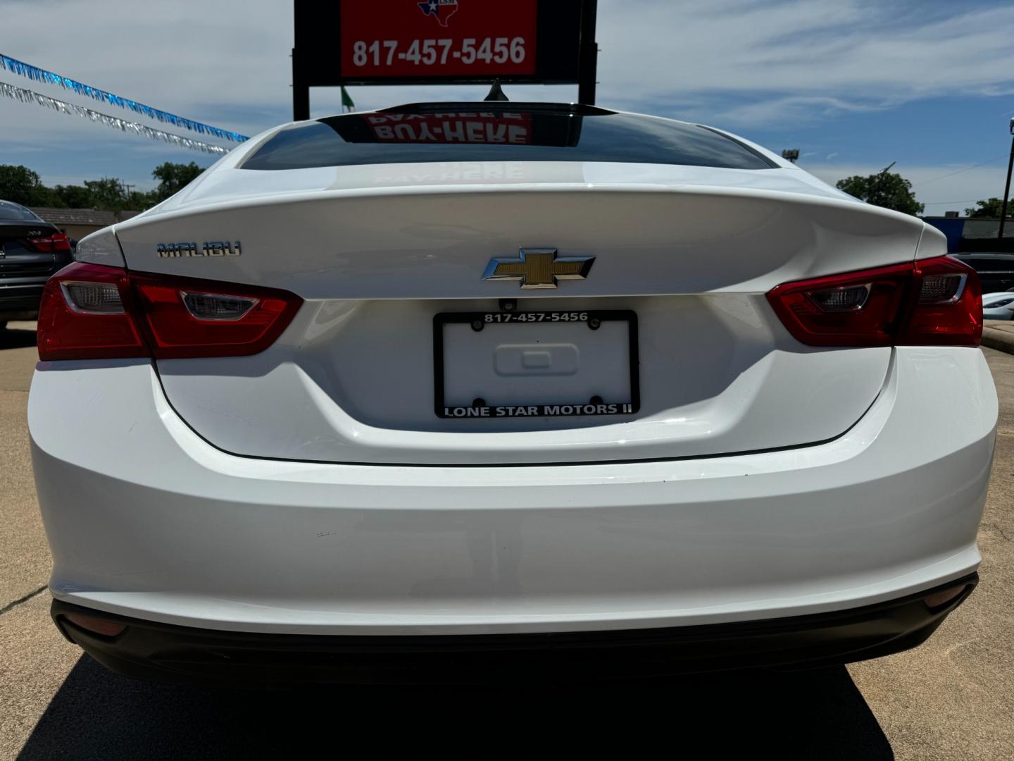 2018 WHITE CHEVROLET MALIBU LS (1FL) (1G1ZC5ST3JF) , located at 5900 E. Lancaster Ave., Fort Worth, TX, 76112, (817) 457-5456, 0.000000, 0.000000 - Photo#4